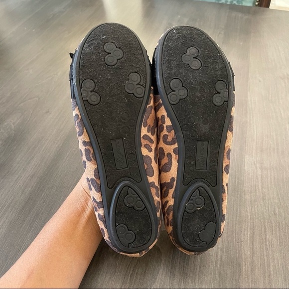 Fergalicious cheetah leopard animal print ballet flat shoes size 6.5 M - Picture 11 of 12